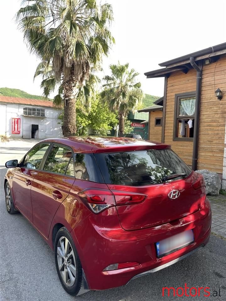 2016' Hyundai i20 photo #2