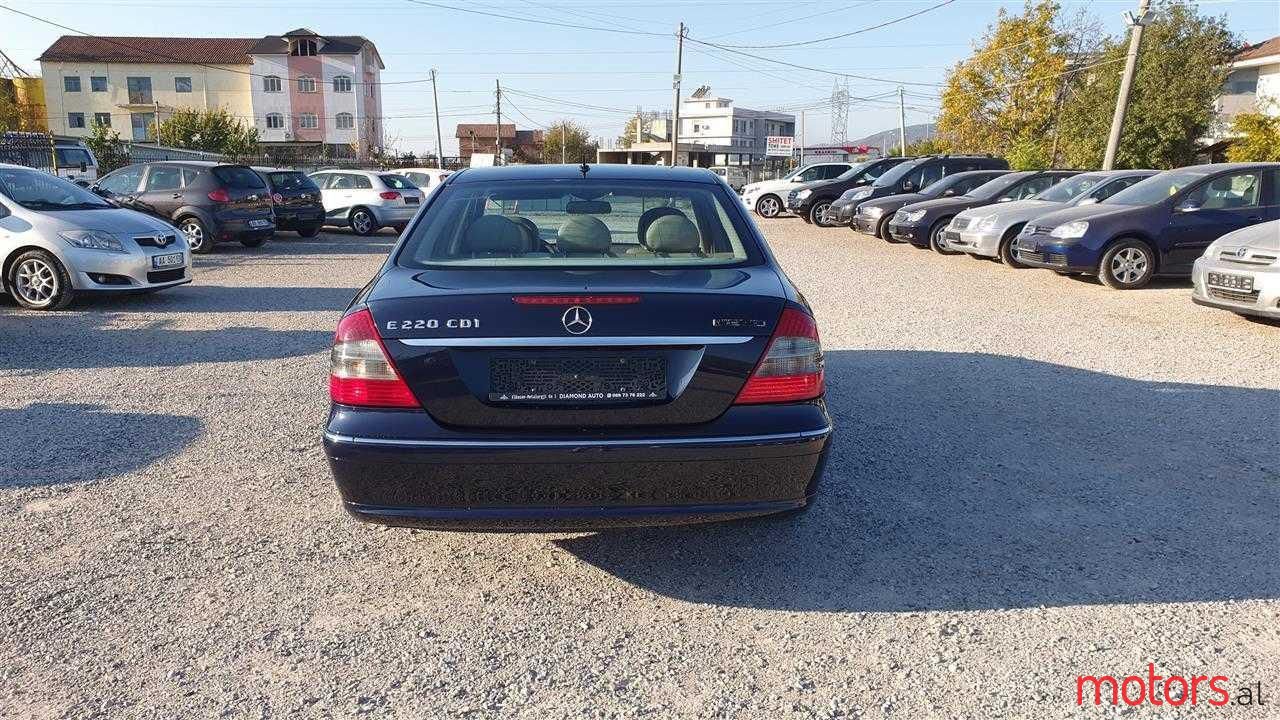 2009' Mercedes-Benz E 220 photo #6