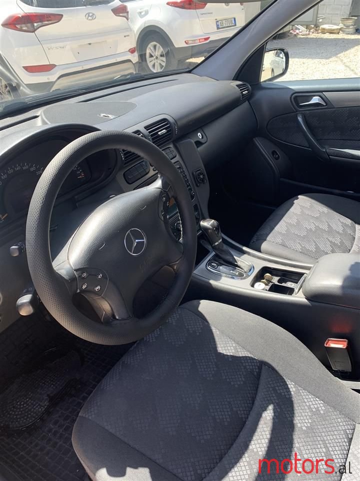 2001' Mercedes-Benz C 200 photo #6