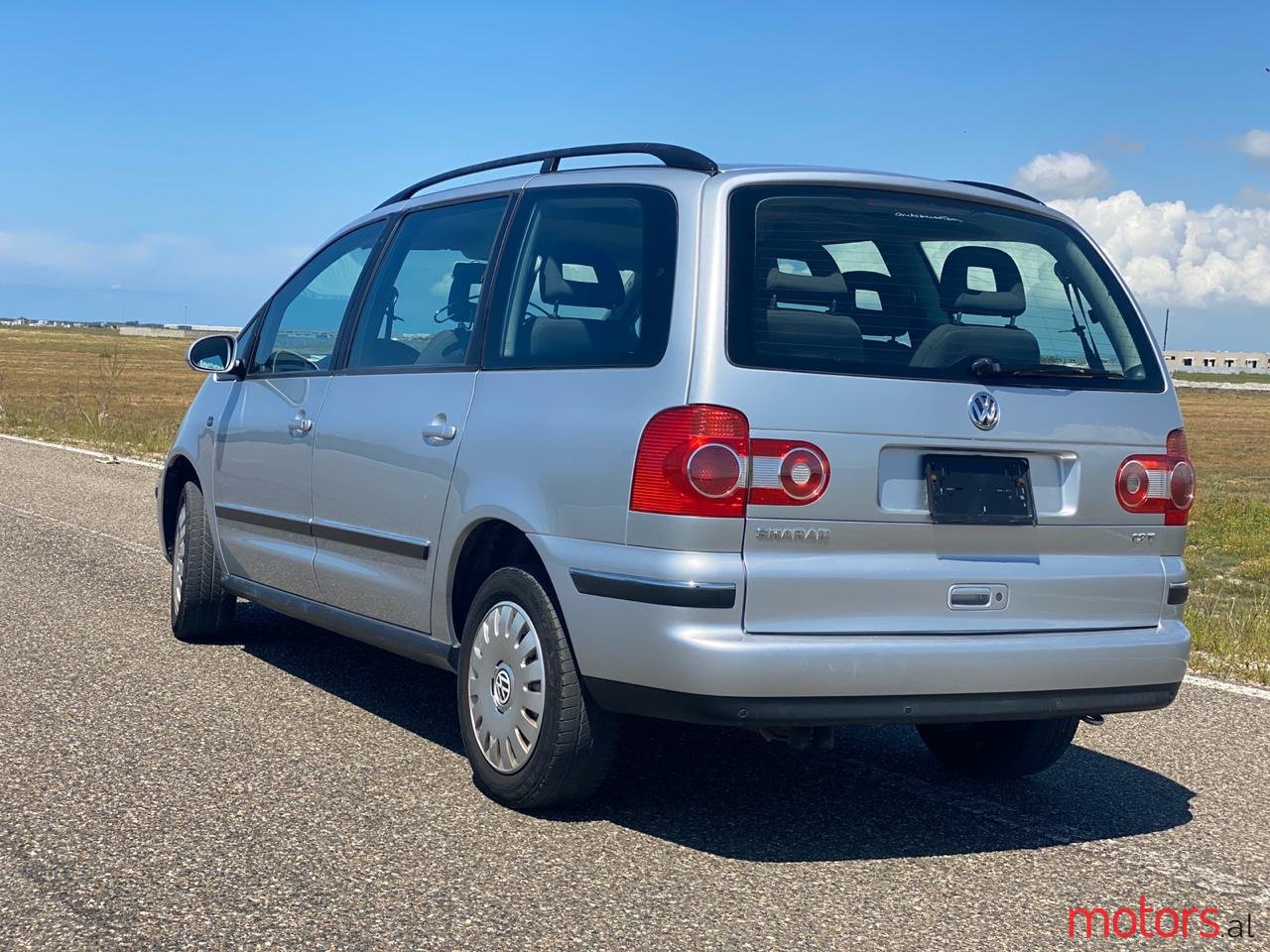2006' Volkswagen Sharan photo #3