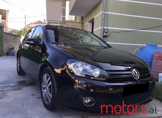 2010' Volkswagen Golf photo #5