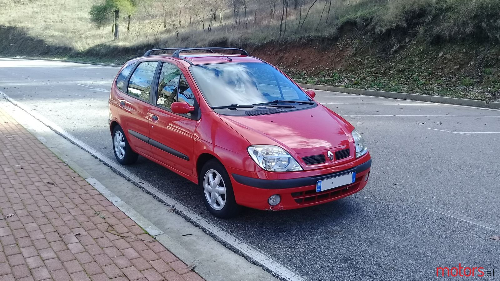 2000' Renault photo #1