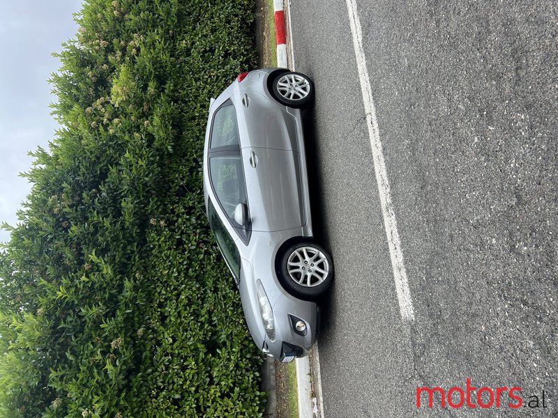 2011' Mazda 2 photo #4