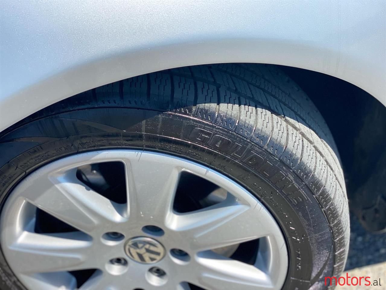 2008' Volkswagen Passat photo #4