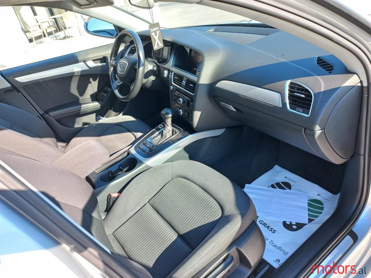 2014' Audi A4 photo #2