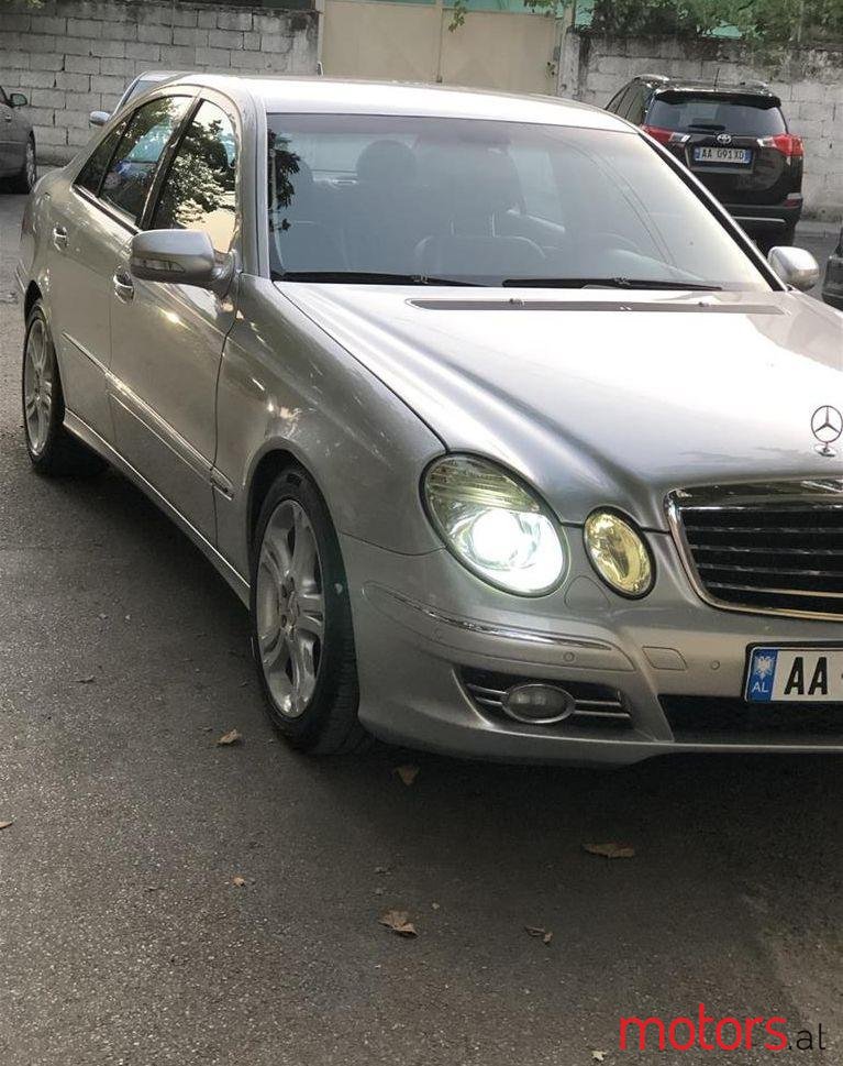 2007' Mercedes-Benz E 280 photo #1