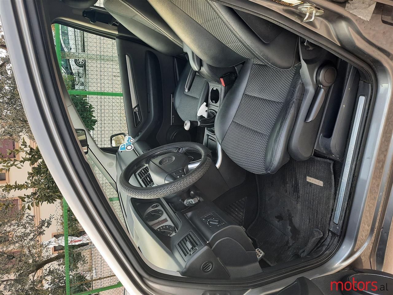 2009' Mercedes-Benz B 200 photo #5