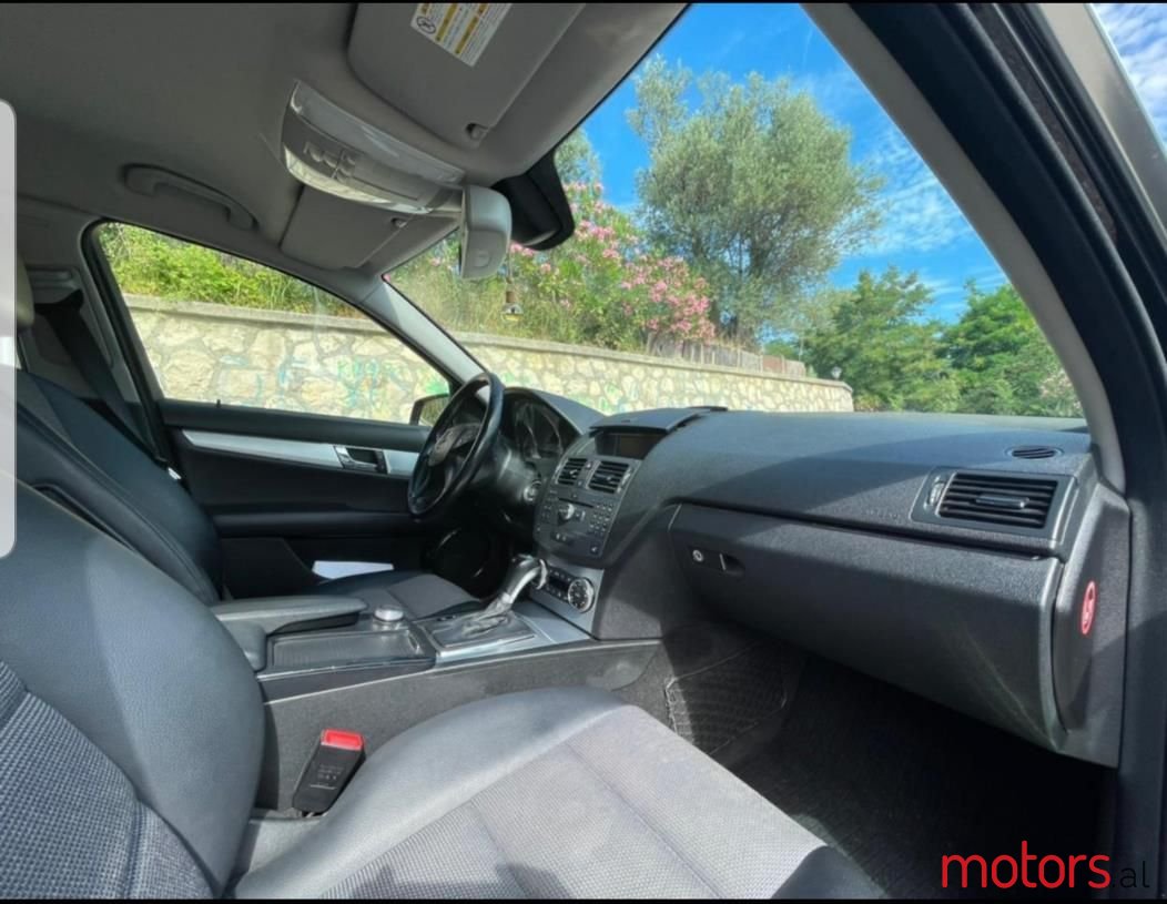 2009' Mercedes-Benz C 220 photo #5