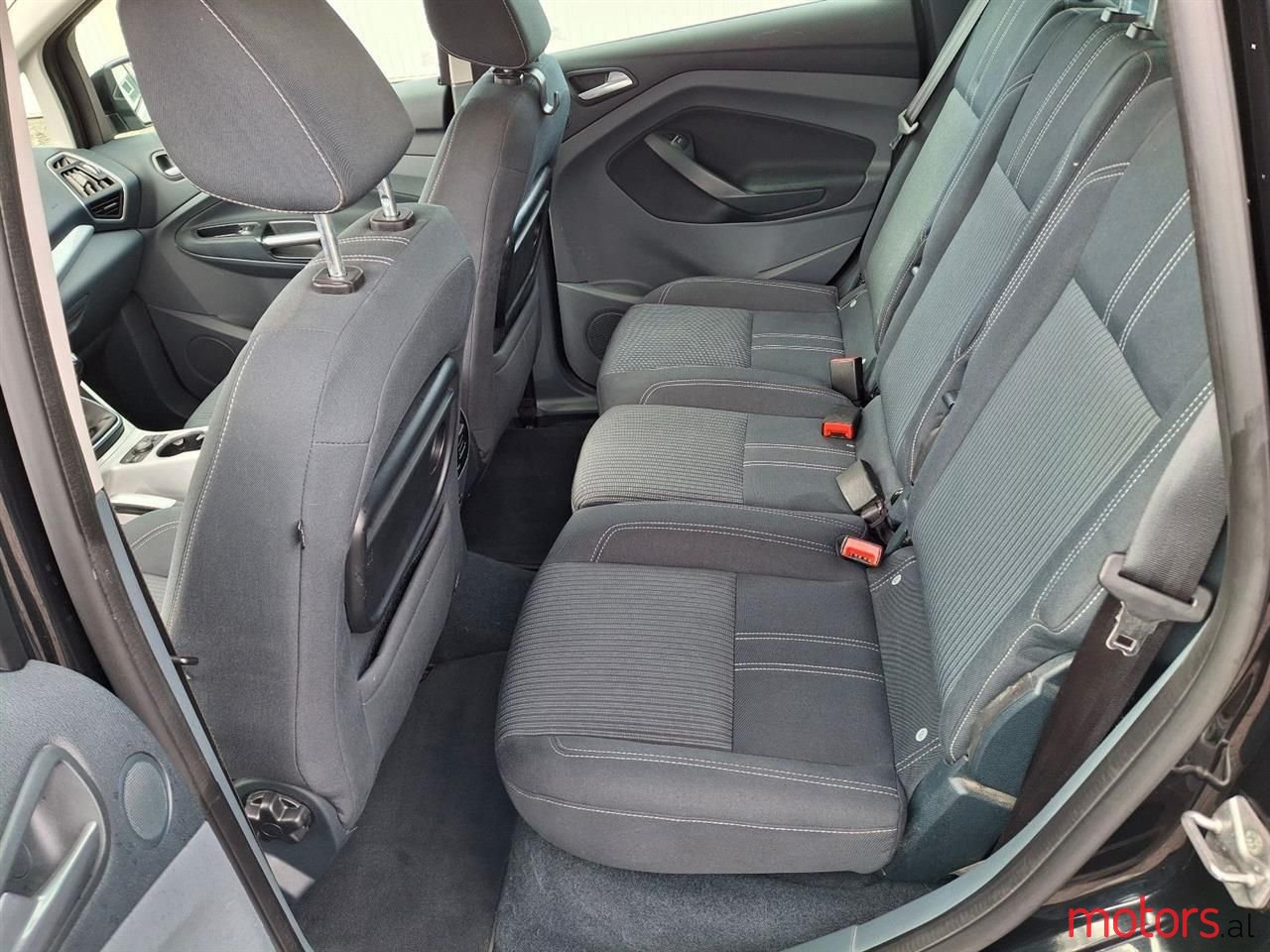 2011' Ford C-MAX photo #1