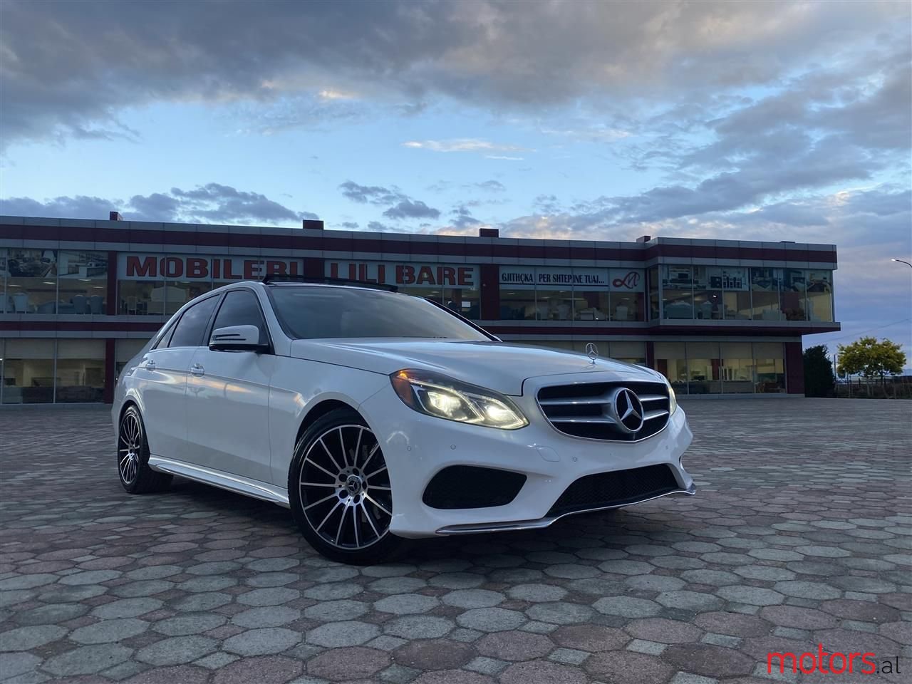 2014' Mercedes-Benz E 250 photo #6