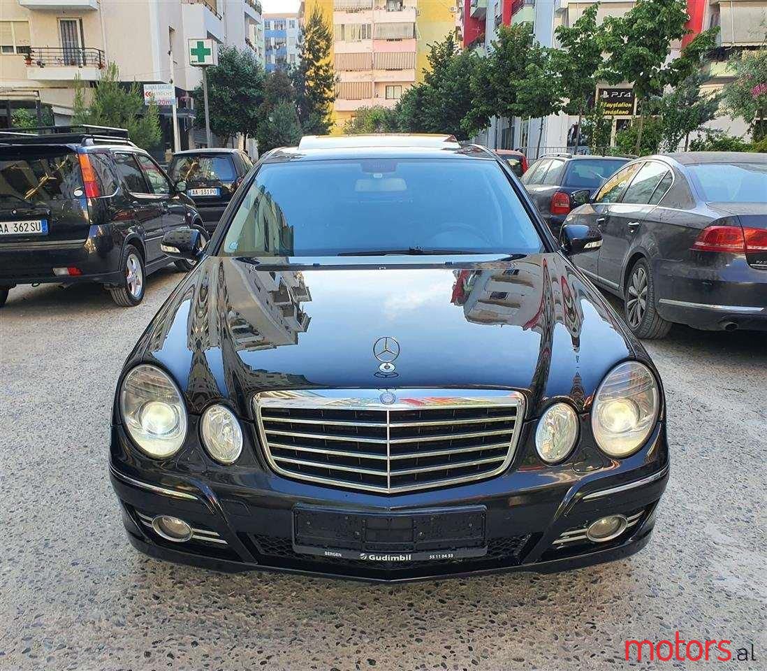 2007' Mercedes-Benz E 200 photo #3