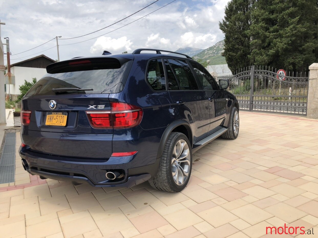 2011' BMW X5 photo #3