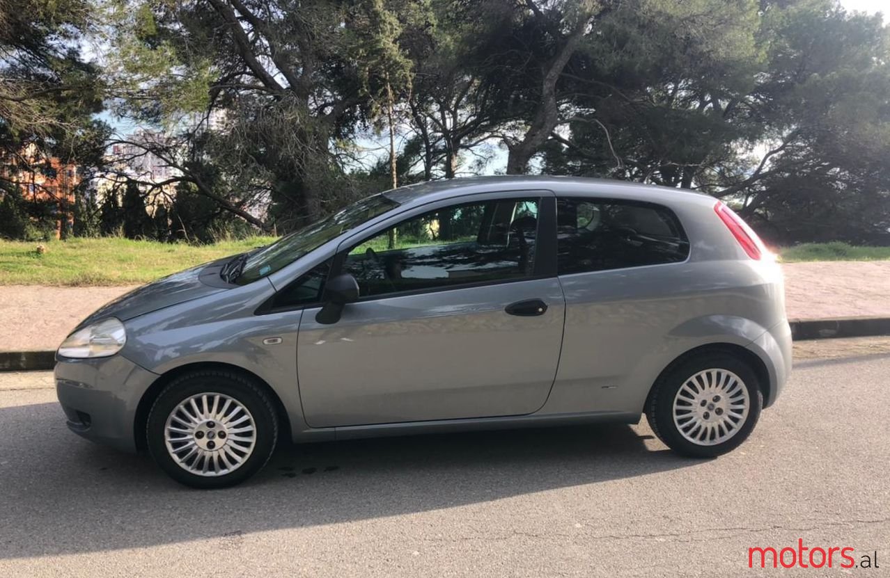 2007' Fiat Punto photo #1