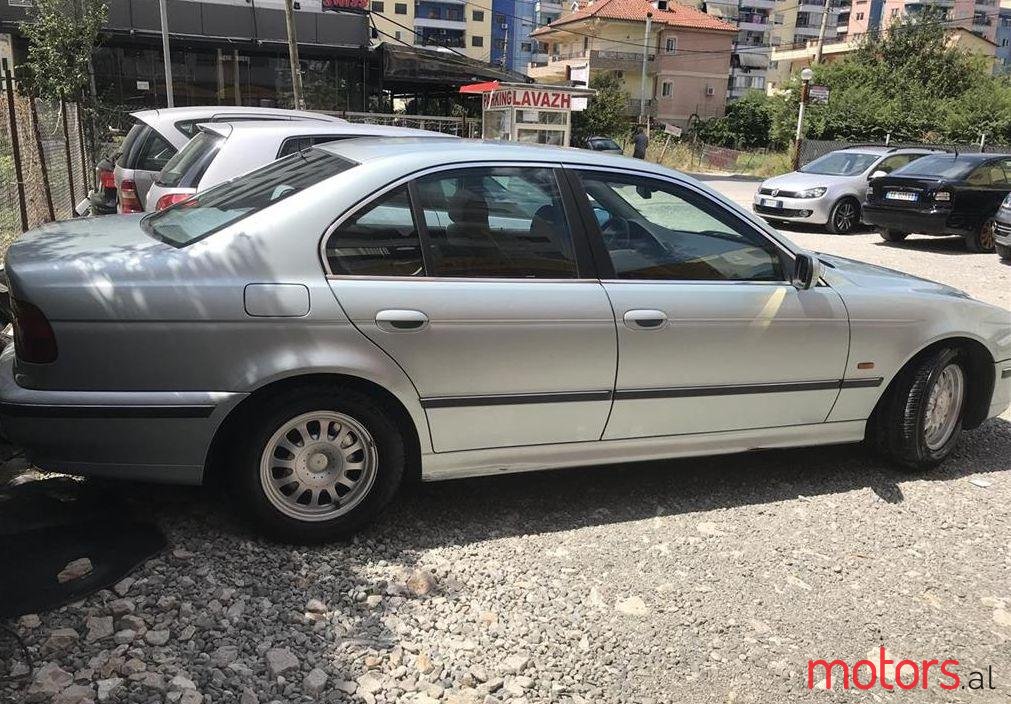 2000' BMW 530 photo #1