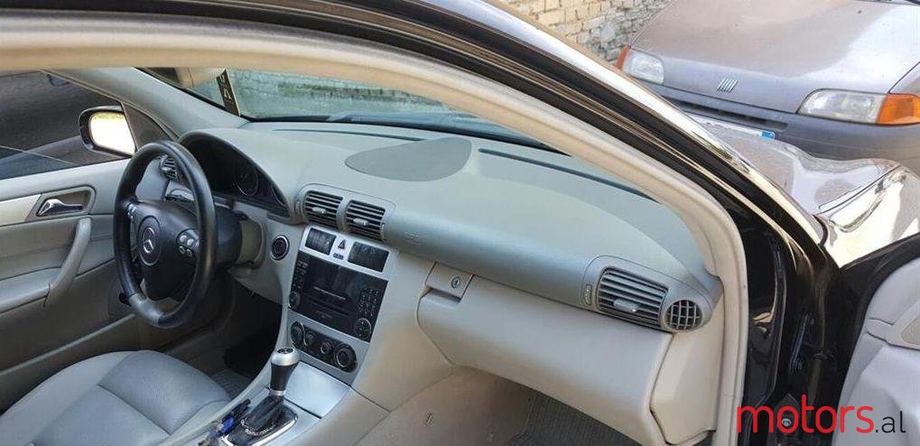 2007' Mercedes-Benz C 230 photo #1