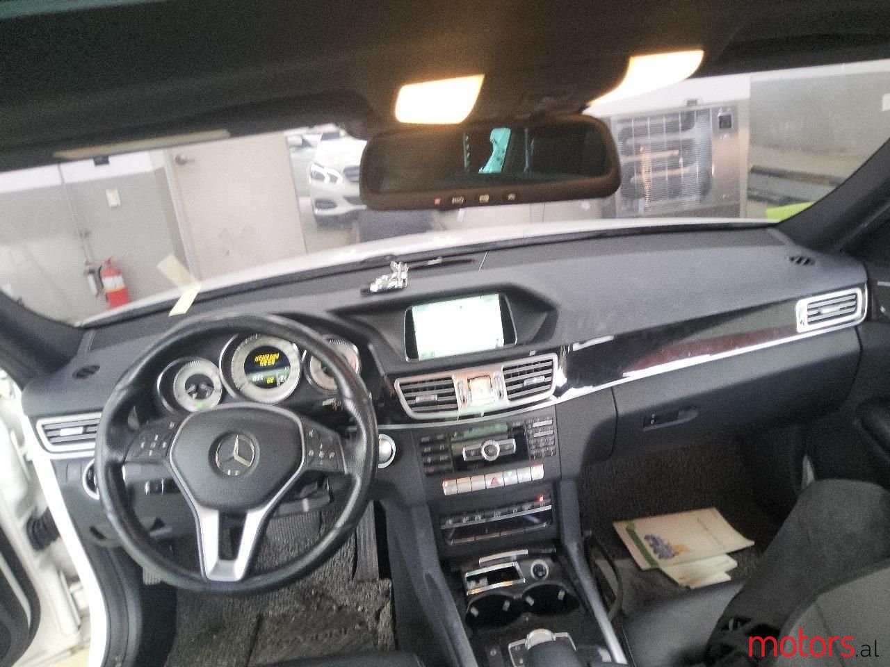 2014' Mercedes-Benz E 250 photo #4