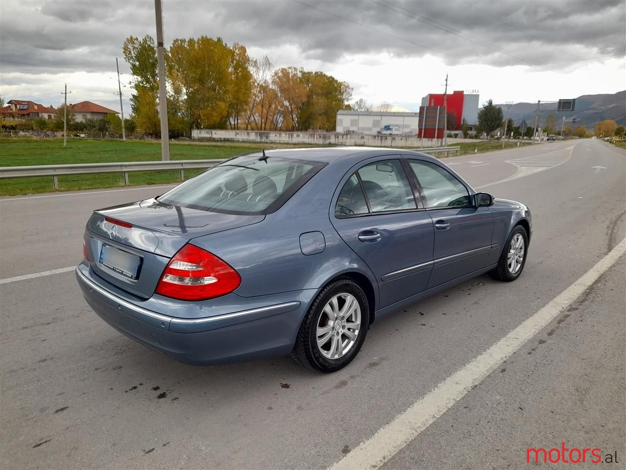 2006' Mercedes-Benz E 280 photo #6