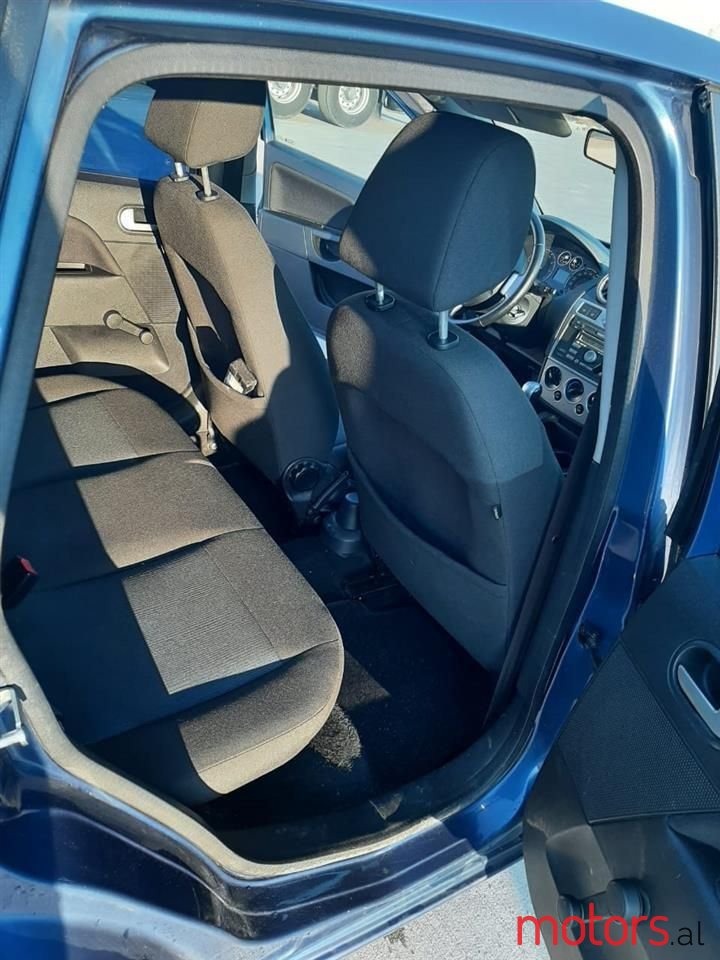 2008' Ford Fiesta photo #5