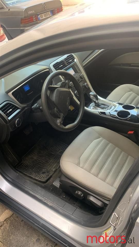 2014' Ford Fusion photo #2