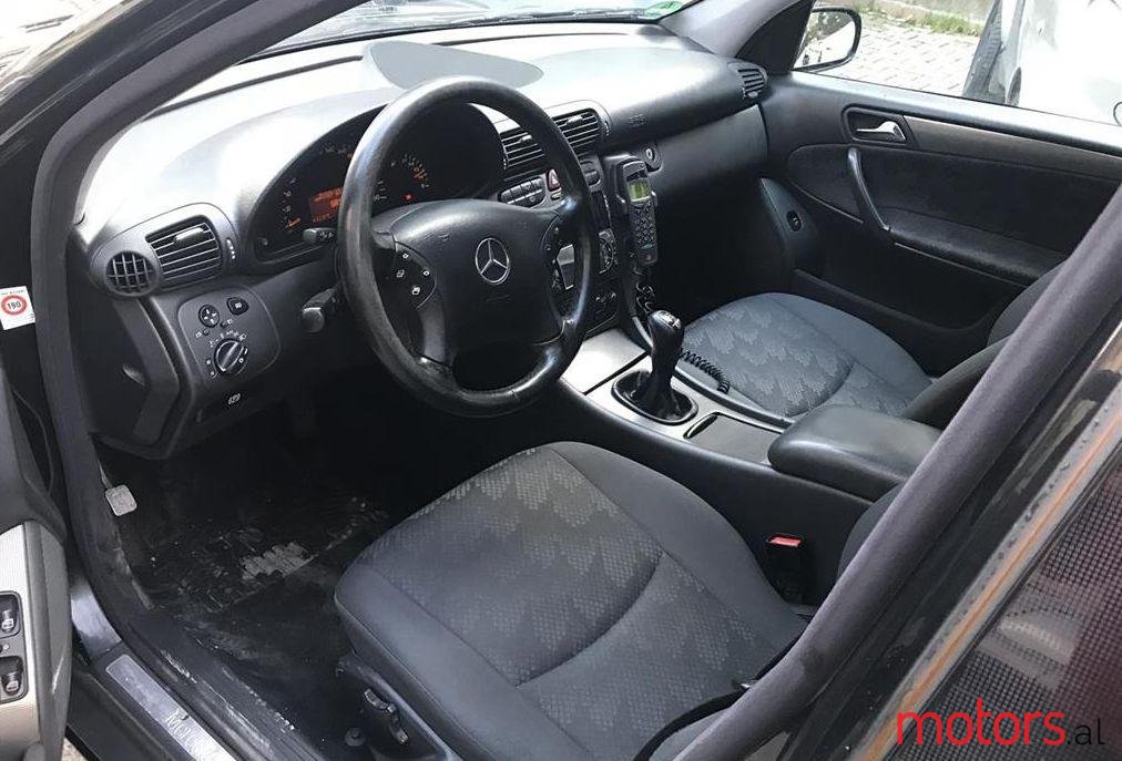 2002' Volkswagen Tiguan photo #3