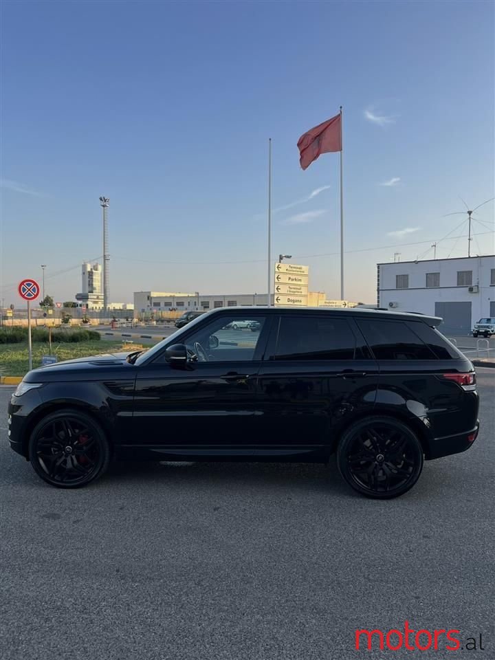 2016' Land Rover Range Rover Sport photo #3