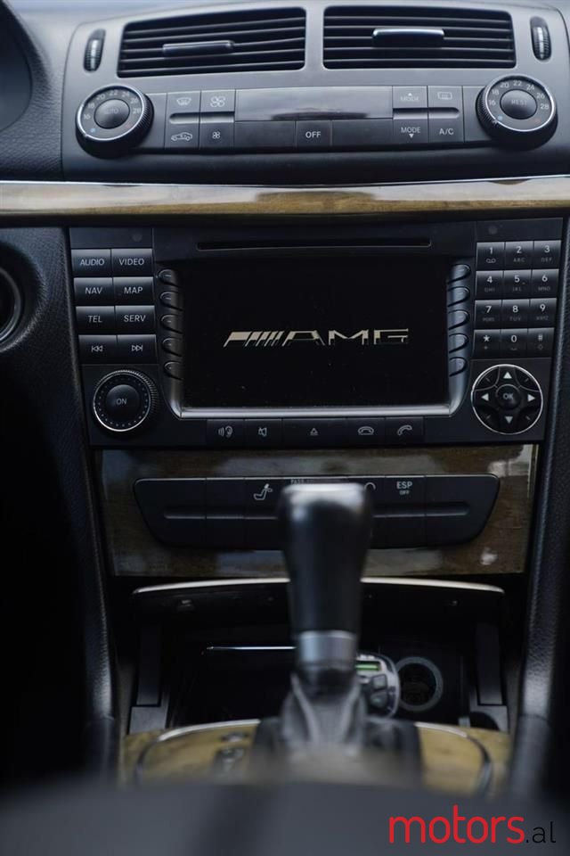 2007' Mercedes-Benz 220 photo #3