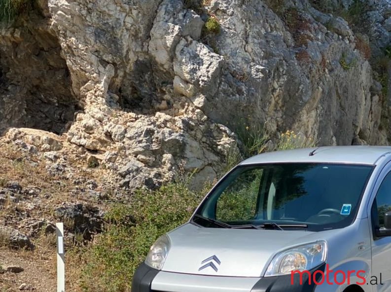 2011' Citroen Nemo photo #2