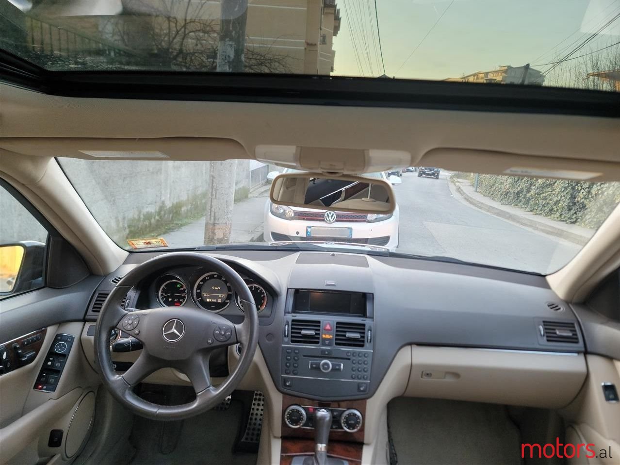 2010' Mercedes-Benz C 300 photo #4