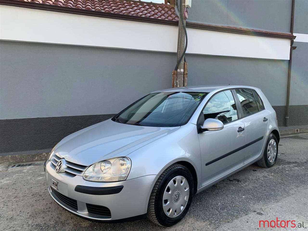 2005' Volkswagen Golf photo #4