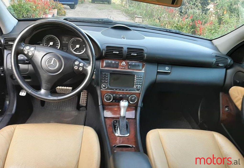 2006' Mercedes-Benz C 320 photo #2