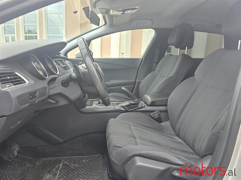 2011' Peugeot 508 photo #3