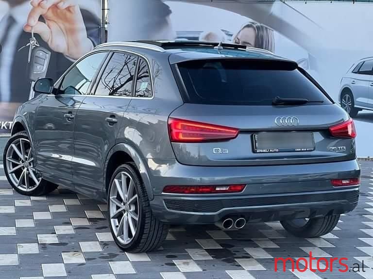 2015' Audi Q3 photo #5