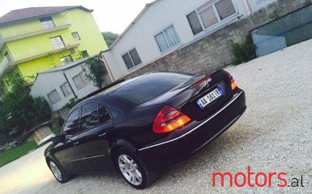 2006' Mercedes-Benz E-Class photo #1