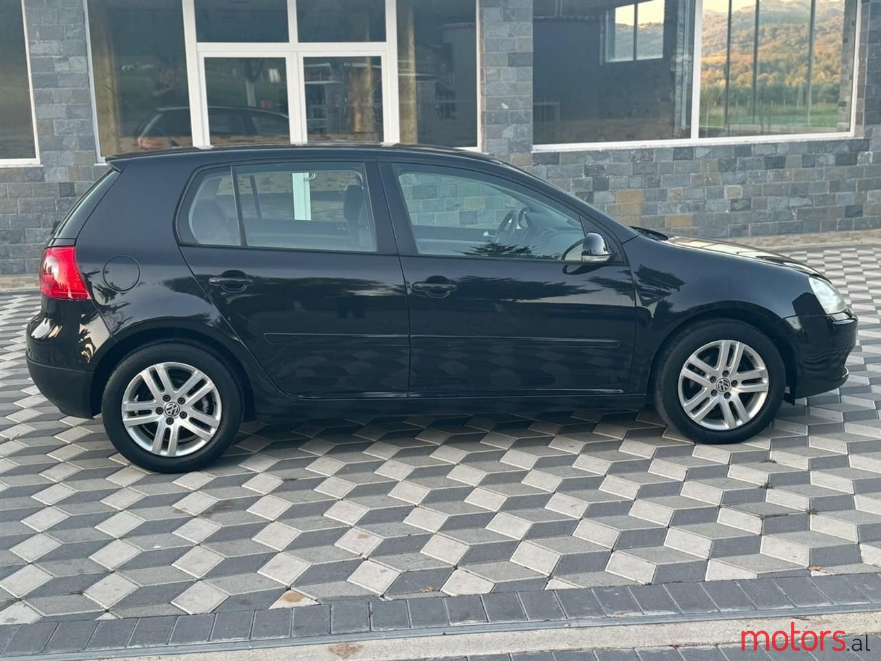 2007' Volkswagen Golf photo #3