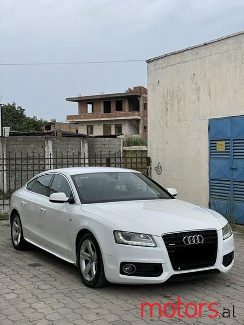 2011' Audi A5 photo #5