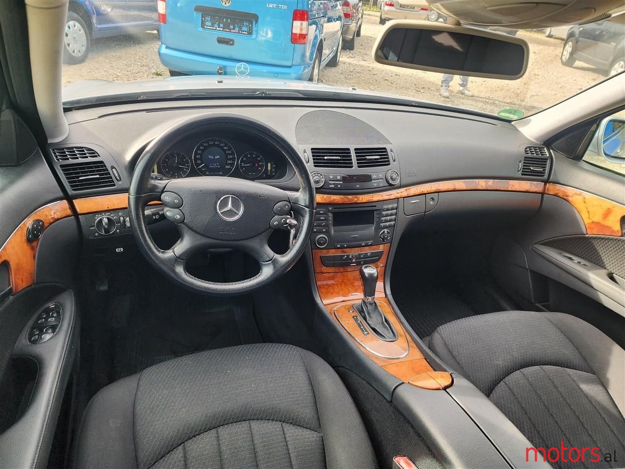 2007' Mercedes-Benz E 200 photo #2