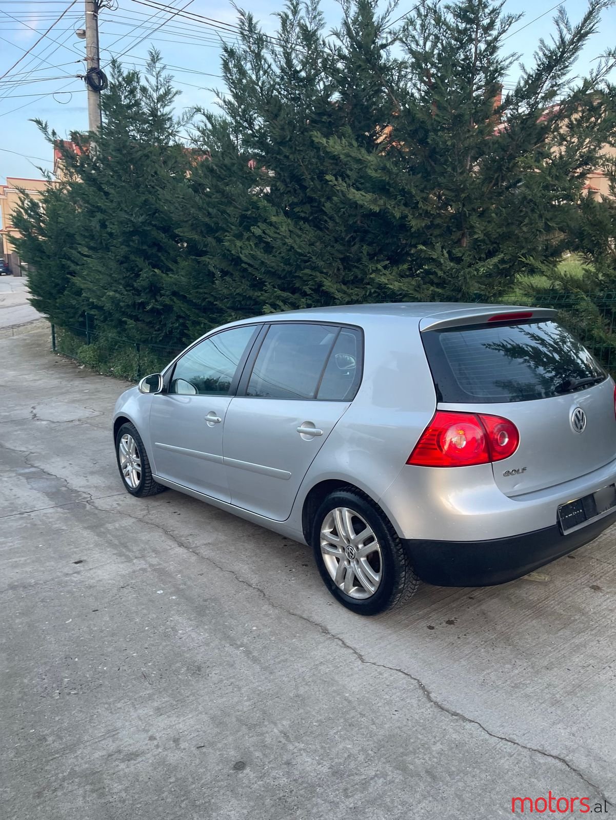 2005' Volkswagen Golf photo #5