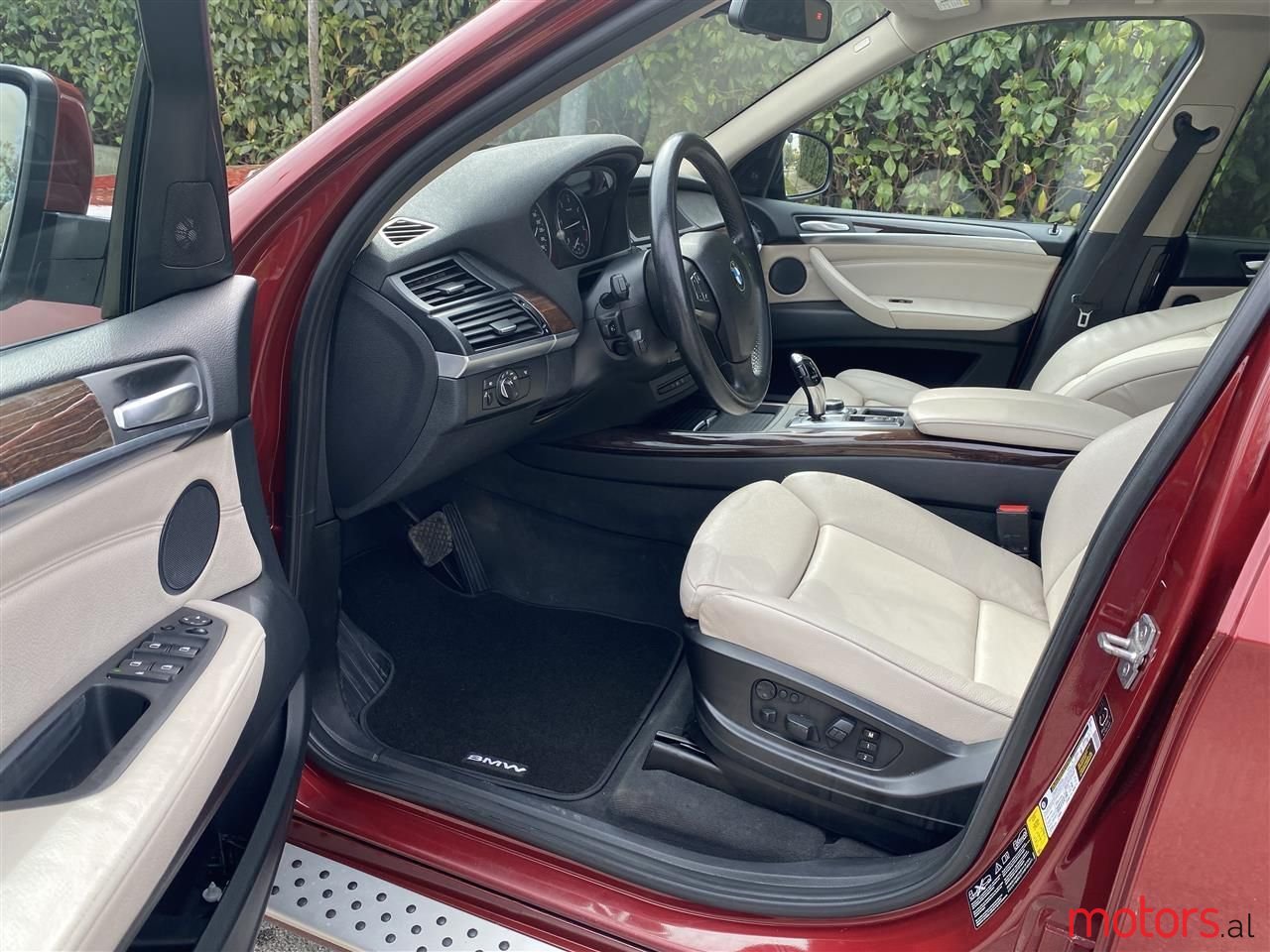 2012' BMW X5 photo #6