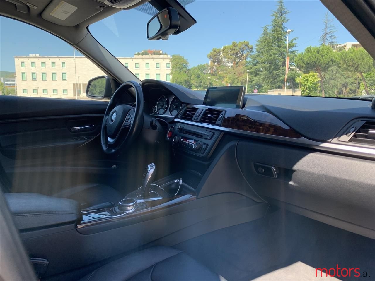 2014' BMW 328 photo #5