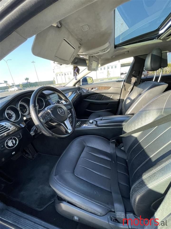 2011' Mercedes-Benz CLS 350 photo #2