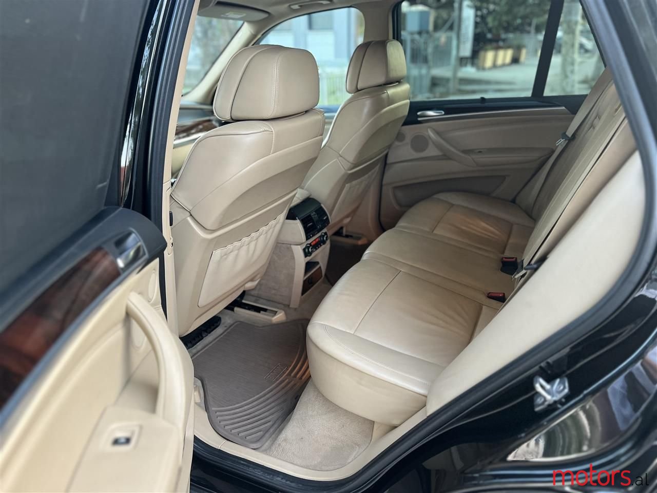 2010' BMW X5 photo #2