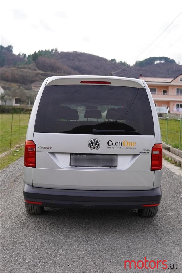 2017' Volkswagen Caddy photo #2