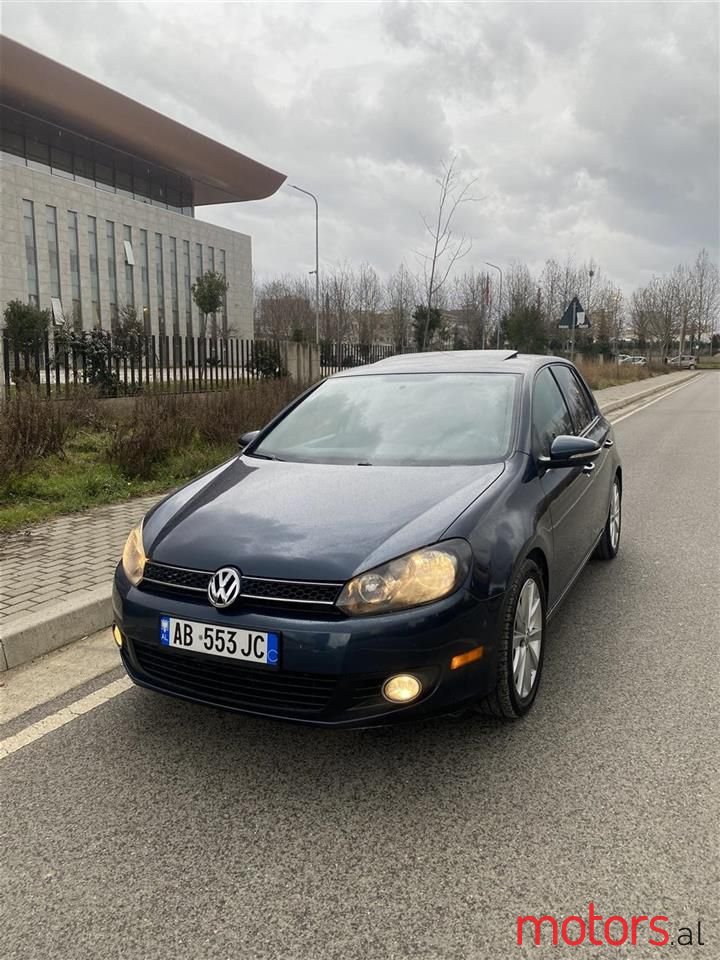 2011' Volkswagen Golf photo #6