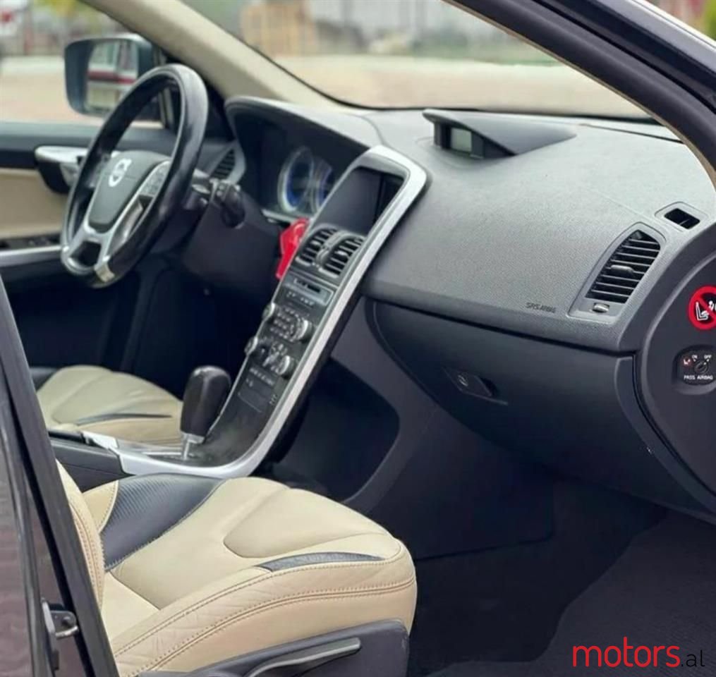 2010' Volvo Xc 60 photo #5