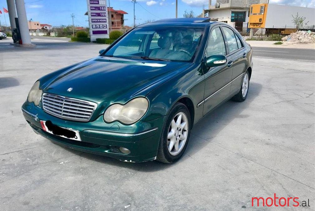 2002' Mercedes-Benz C 220 photo #2
