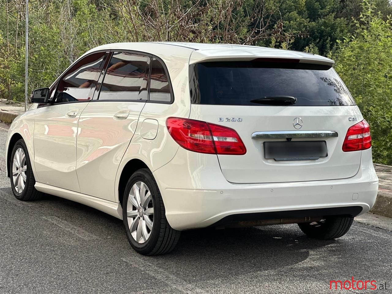 2013' Mercedes-Benz B 200 photo #4