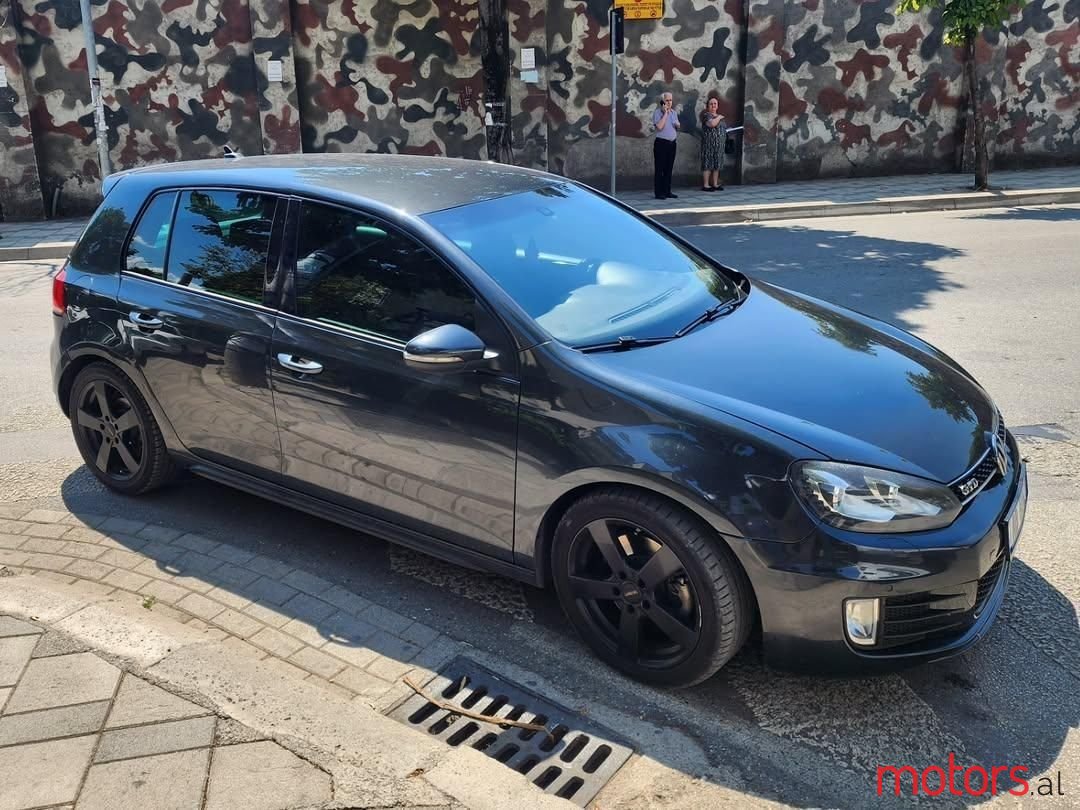 2012' Volkswagen Golf photo #6