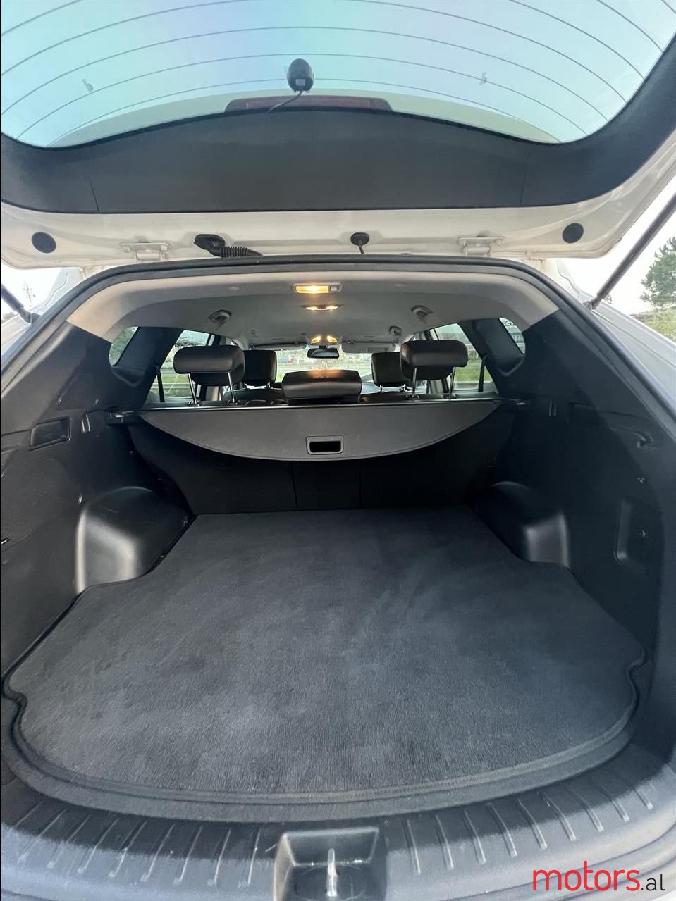 2013' Hyundai Santa Fe photo #2