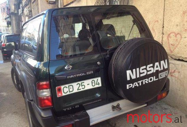 2000' Nissan Patrol photo #3