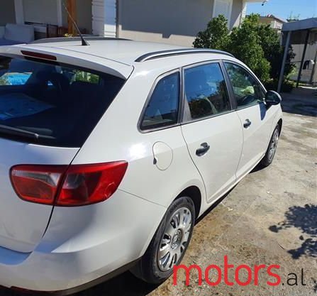 2011' SEAT Ibiza photo #2